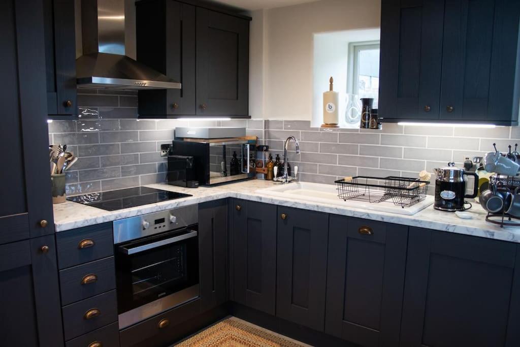 The Cart House - Beautiful Contemporary Barn - Hot Tub Apartment Bridgnorth Ngoại thất bức ảnh
