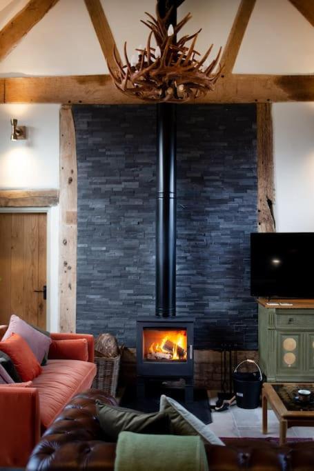 The Cart House - Beautiful Contemporary Barn - Hot Tub Apartment Bridgnorth Ngoại thất bức ảnh