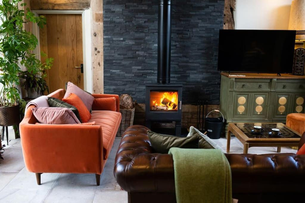 The Cart House - Beautiful Contemporary Barn - Hot Tub Apartment Bridgnorth Ngoại thất bức ảnh